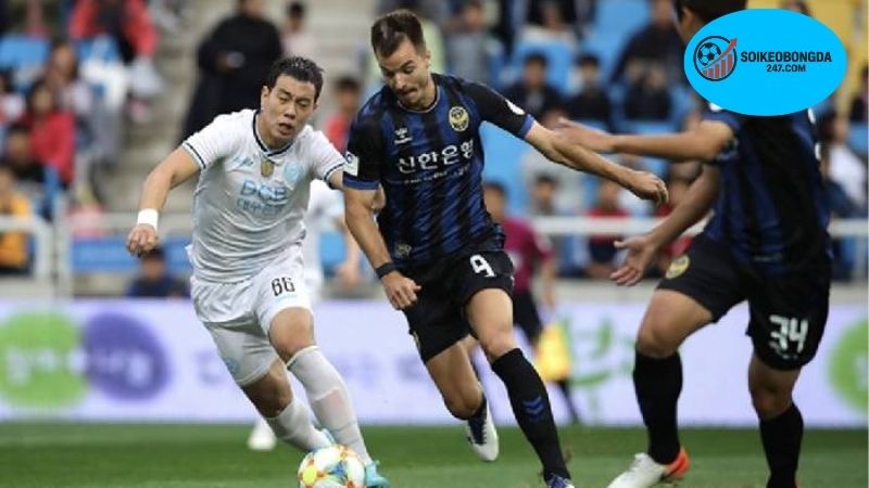 Nhận định Suwon FC vs Anyang 17h00 ngày 26/7 (VĐQG Hàn Quốc 2025) 2 Nhận định hiệp 1 Suwon FC vs Anyang