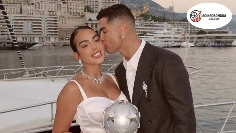 Vợ Ronaldo - Cuộc đời và sự nghiệp của người phụ nữ đặc biệt 2 Tiểu sử và nguồn gốc của Georgina Rodríguez